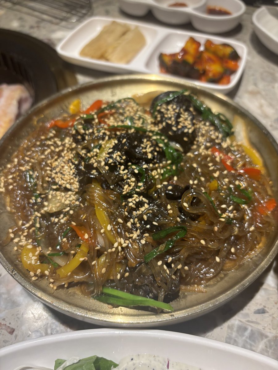 wonkorem's tweet photo. 明洞でサムギョプサルならここ🇰🇷🥩
分厚いお肉が美味しい🤤
席も広めでゆっくり食べられる◎

江南でも食べたけどやっぱり好き🫶

📍トゥコプサム 明洞直営店
📍ソウル特別市 中区 忠武路二街 11-1
🗺️NAVERマップ
https://t.co/x6Z5rFa0go

#韓国旅行 #明洞グルメ #サムギョプサル #韓国グルメ https://t.co/uXj0TWUtFE