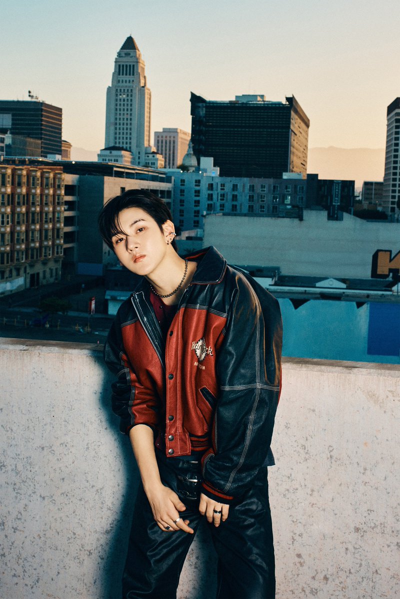 Spain_KickFlip's tweet photo. Fotos del MV "Kick Off The Wall" 💛🏙️ #Kyehoon

5.º mini álbum "KICK OFF THE WALL Pt. 1"
06.10.2026 6PM (KST) (11 AM España) ¡lanzamiento!

Pre-save &amp; Pre-add : https://t.co/24F1tgDGkH

#KickFlip #킥플립
#KICKOFFTHEWALL_Pt1 
#KickOffTheWall #계훈 https://t.co/Bma9eyzjtp
