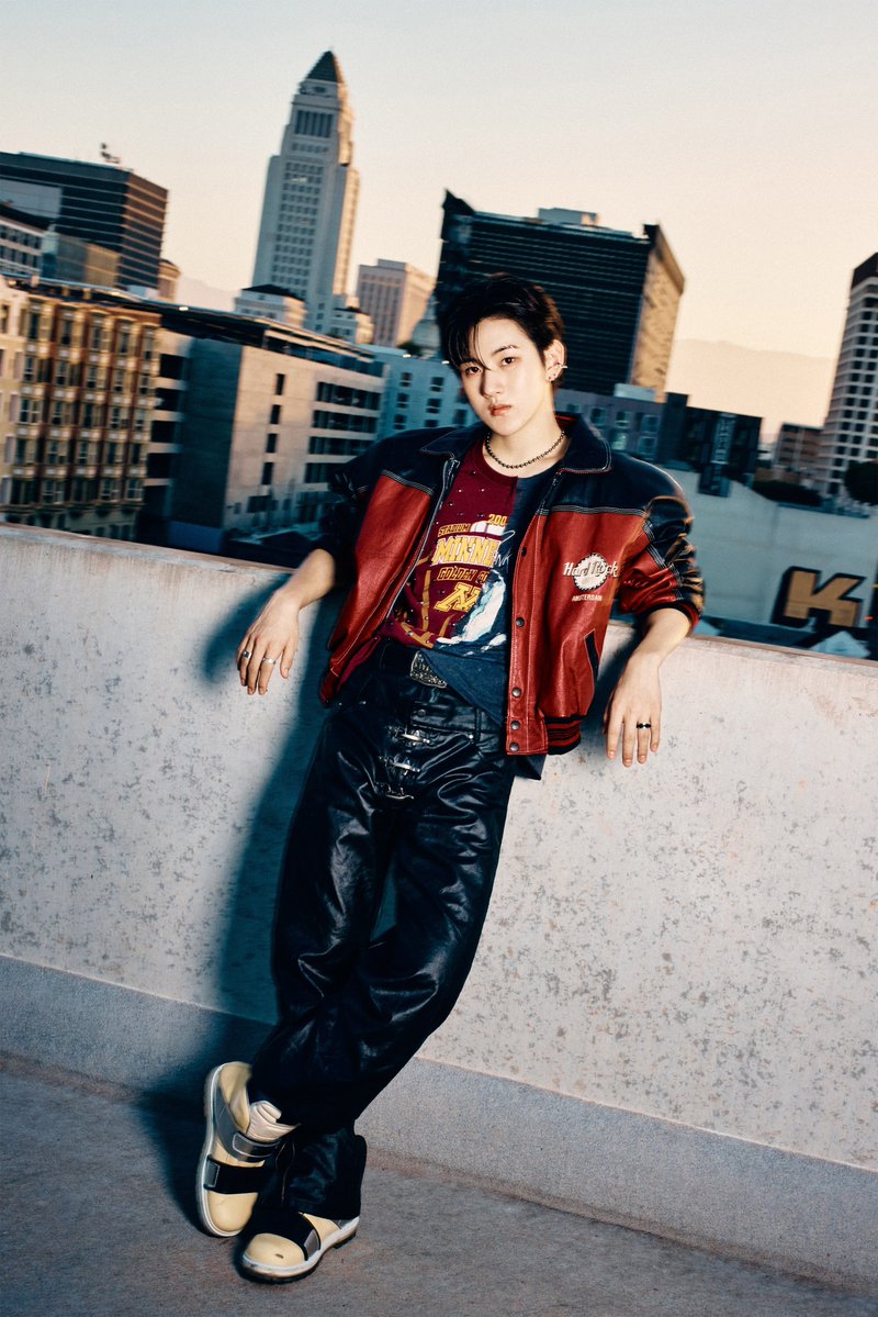 Spain_KickFlip's tweet photo. Fotos del MV "Kick Off The Wall" 💛🏙️ #Kyehoon

5.º mini álbum "KICK OFF THE WALL Pt. 1"
06.10.2026 6PM (KST) (11 AM España) ¡lanzamiento!

Pre-save &amp; Pre-add : https://t.co/24F1tgDGkH

#KickFlip #킥플립
#KICKOFFTHEWALL_Pt1 
#KickOffTheWall #계훈 https://t.co/Bma9eyzjtp