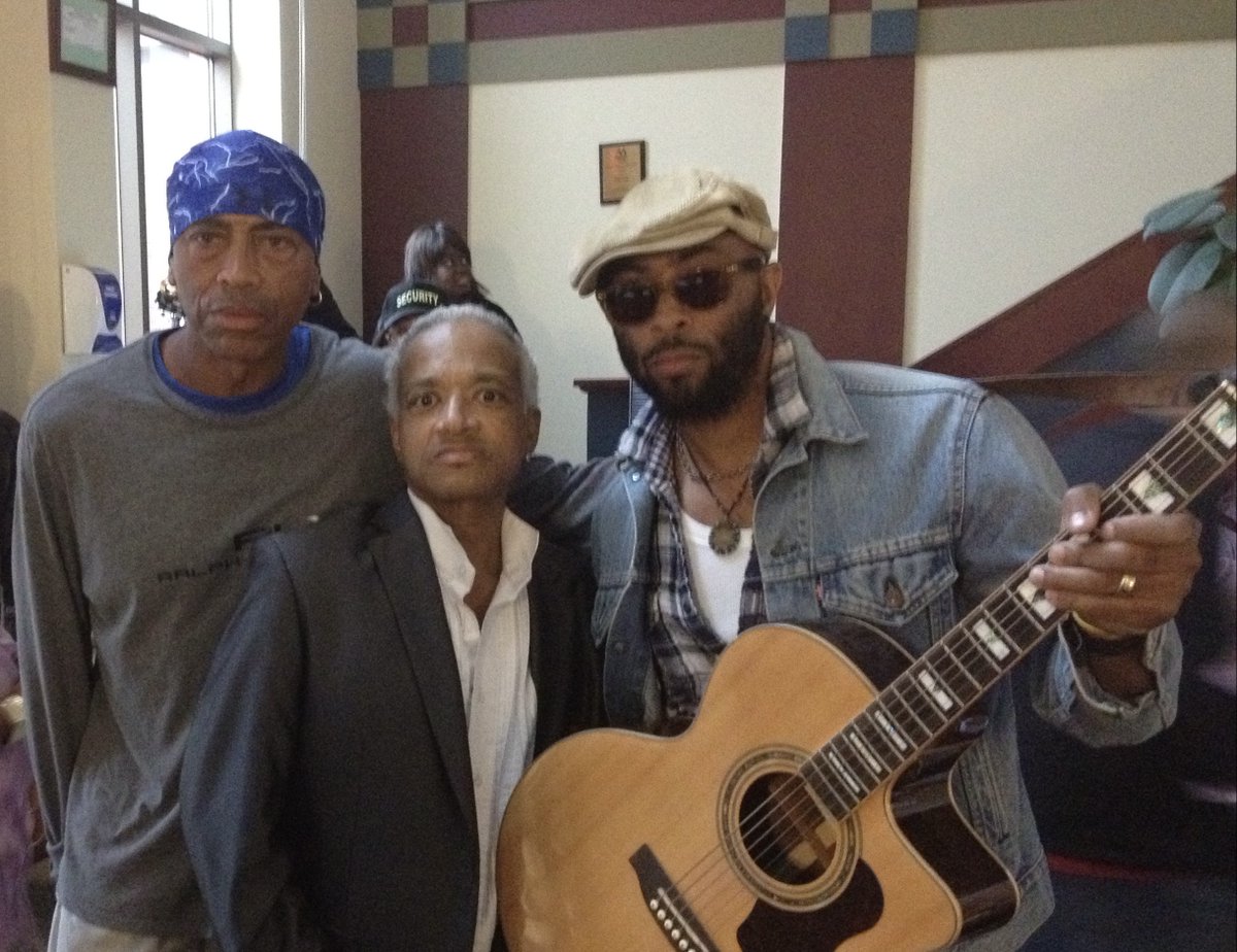 justice4cuz's tweet photo. 47 years ago, I remember driving my cousin @prince to the Capri Theater and afterward, we drove home together. Long before Grand Central was formed, our musical journey began at his mother’s house on 8th and Upton, where we first started playing music together. As cousins, we would go back and forth from his house to mine on 9th and Sheridan. The upstairs den in my house had mirrors on the closet doors. The best part was that we could angle the doors to watch our performances as we played. Andre then joined us in junior high and we became a three-piece. We moved to Andre’s basement after my father who worked for the City of Minneapolis received a call at his job site. The police had been called because the music we were playing attracted so many kids outside my house.

Fast-forward to 1984, when I sat down with @StevenIvory for a book he was writing. Steven needed more information about our family, growing up together, our musical influences and how the band was formed. Ivory wrote, “Prince on guitar, and Andre, on bass, were playing together in a band called Grand Central, which had been formed by Prince’s cousin, Charles Smith, who played drums. Andre, Prince and his cousin Charles could now spend as much time as they wanted making music. Bernadette was fairly permissive with the fellas. As long as they went to school, got good grades and stayed out of trouble, they could do whatever they wanted.”

These are some of the memories of how it all began... long before the world knew the name Prince. There was family, friendship, music, and a dream that started right in our neighborhood.
#Grandcentral
#Prince
#Justice4cuz
#Andrecymone
#Williamdoughty
#Andreaswensson
#Capri100
#Northminneapolis
#Northside