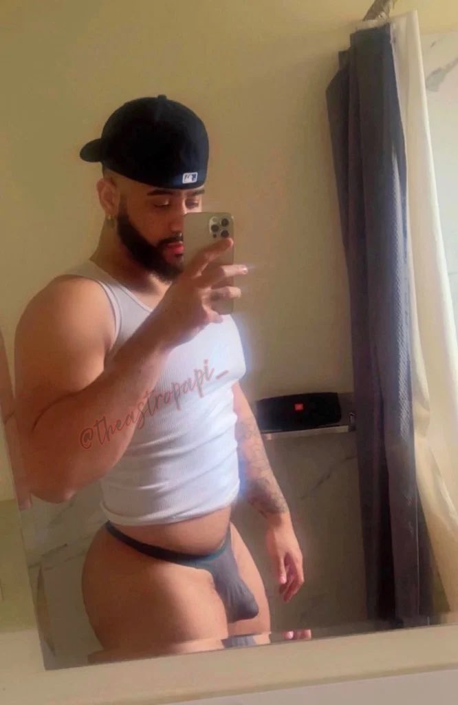 theastropapi_'s tweet photo. thick bae https://t.co/sqcBysyfOa
