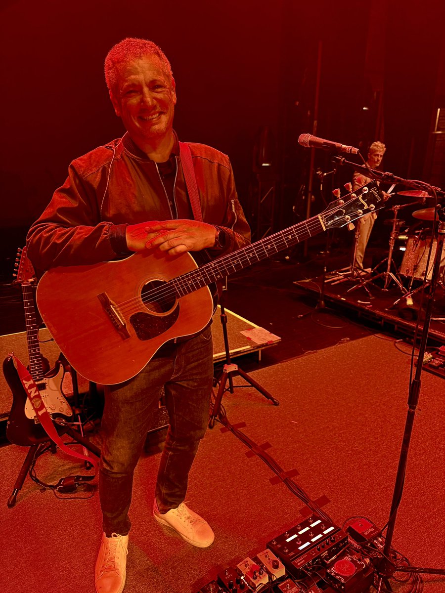 tmbg's tweet photo. Happy birthday Dan Miller! https://t.co/K5qNnQ77b6