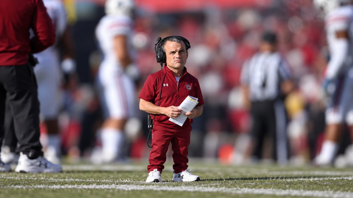 CFBTalkDaily's tweet photo. In the past 4 seasons, South Carolina has had a 10+ point lead in 12 SEC games. 

They’ve now blown that lead in 8 of those 12 games.

Beamer Ball https://t.co/EMQjCoOJz1