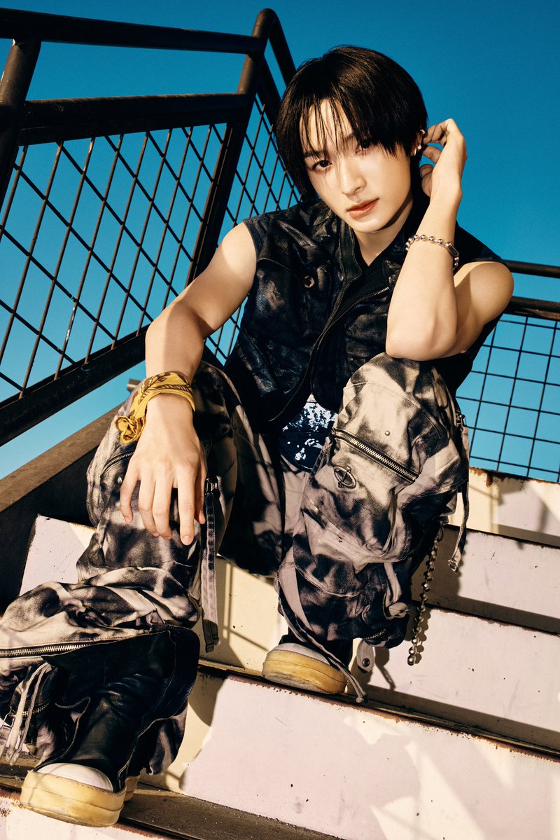 Spain_KickFlip's tweet photo. Fotos del MV "Kick Off The Wall" 💛🏙️ #Donghwa

5.º mini álbum "KICK OFF THE WALL Pt. 1"
06.10.2026 6PM (KST) (11 AM España) ¡lanzamiento!

Pre-save &amp; Pre-add : https://t.co/24F1tgDGkH

#KickFlip #킥플립
#KICKOFFTHEWALL_Pt1 
#KickOffTheWall #동화 https://t.co/y2Wd5Bjm6b