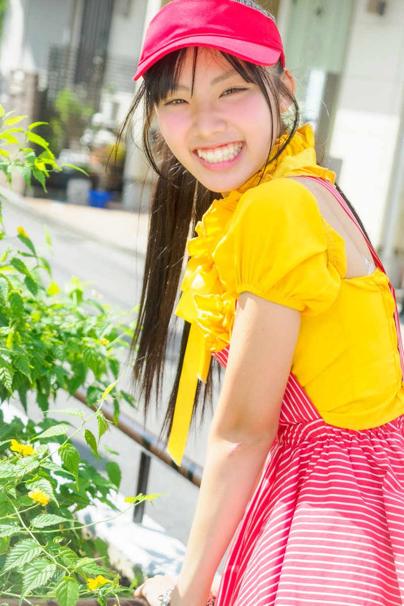 umesan200x's tweet photo. ライブ中に目が合った時もっとニコッとしてよ〜🥹とひまりちゃんから言われてしまったのですが…いまだにひまりちゃんのかわいさに慣れなくて照れて緊張しちゃうんです〜😇
#丸上ひまり🩷
#CHEERFUL #チアフル https://t.co/u4D2zUxidZ
