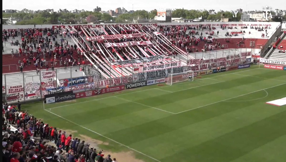 Luucasdasso's tweet photo. @agusdiazseba El club menos popular del ascenso https://t.co/mh5fctonK8