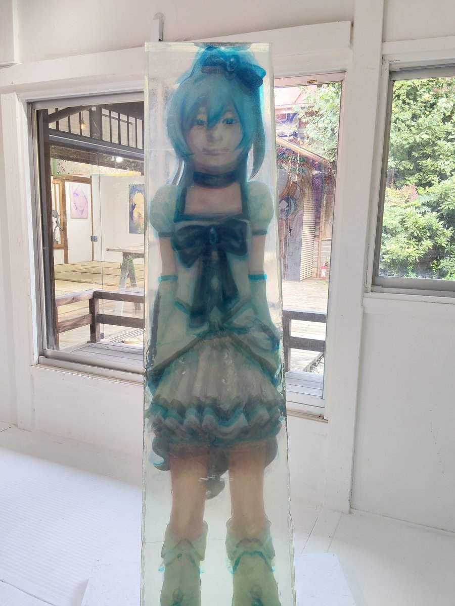 naycom's tweet photo. DDDアート苑のグループ展「あなたの名前は×××」。とても良かった。今日まで。 https://t.co/frOiKLH2Yi
