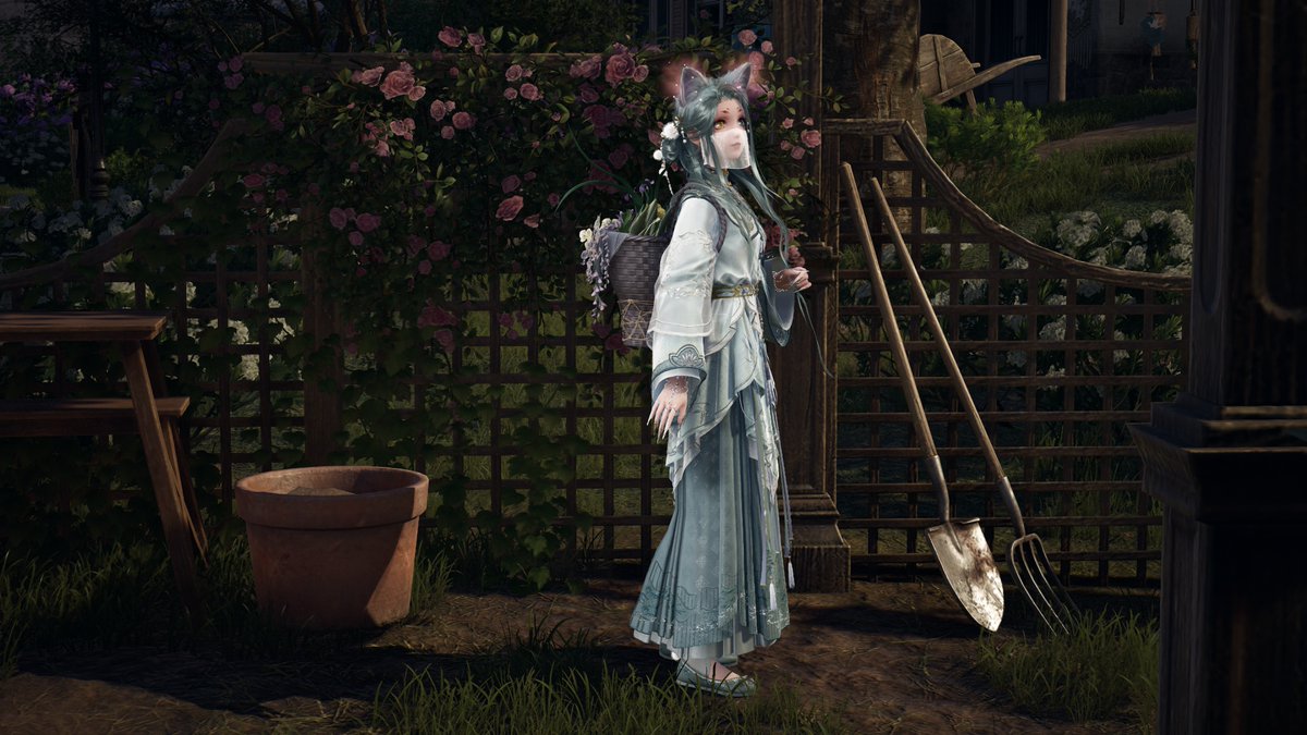 gongeousgurl's tweet photo. Excited for the Forever Bond re-run coming soon. I did this herbalist photoshoot the last time it ran. I was lucky and got the base in 140, so I'll likely do some pulls to unlock evos and dyes. https://t.co/xmYvYODd8s