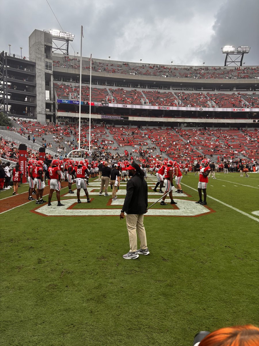 beaum_2029's tweet photo. Thankful for the game day invite!
@GeorgiaFootball Looking forward to coming back!

@athletics_unity @NwGaFootball @RecruitGeorgia @RizzoJack91 @coach_thartley @pthompson15091 https://t.co/DRwBv7yED0