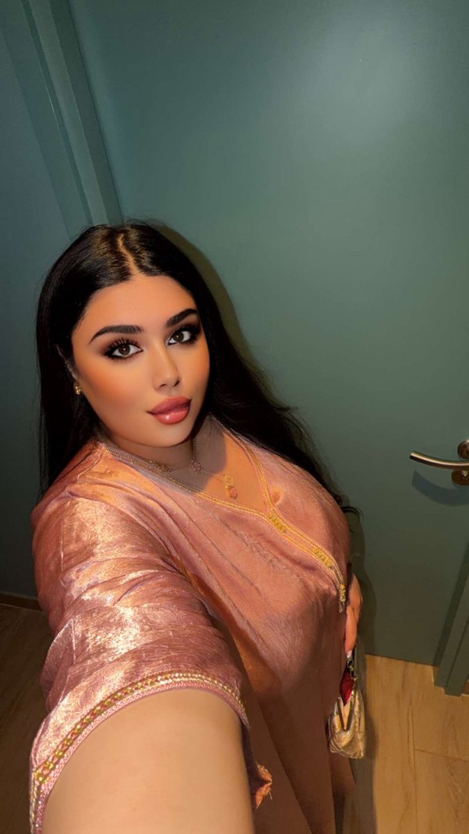 Milablogger's tweet photo. جمال وإثارة بلمسة مغربية أنيقة... 💖🔥 لمشاهدة الفيديوهات الحصرية والكاملة تفضلوا بزيارة قناتي على يوتيوب:
https://t.co/Q8WB2pJun9

#ميلا_بلوجر #إثارة #جمال_مغربي #قفطان_مغربي #سنابات #يوتيوب #موضة_واناقة https://t.co/jMulAk6lwq