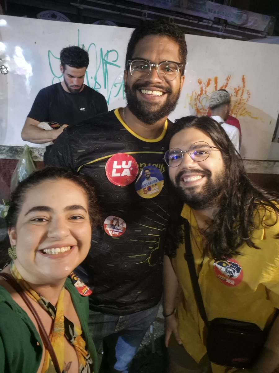 migalety's tweet photo. Amanhã Pernambuco elege #jones5050 pra deputado federal, cuida https://t.co/OyKL4uoENs