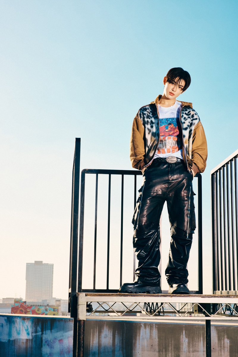 Spain_KickFlip's tweet photo. Fotos del MV "Kick Off The Wall" 💛🏙️ #Minje

5.º mini álbum "KICK OFF THE WALL Pt. 1"
06.10.2026 6PM (KST) (11 AM España) ¡lanzamiento!

Pre-save &amp; Pre-add : https://t.co/24F1tgDGkH

#KickFlip #킥플립
#KICKOFFTHEWALL_Pt1 
#KickOffTheWall #민제 https://t.co/nrNfllOhA0