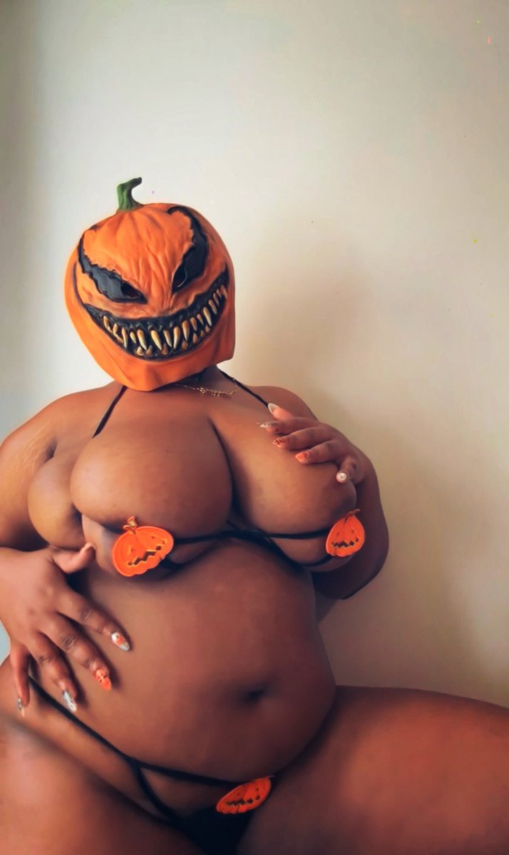VirgoMommy290's tweet photo. 🎃✨🫶🏾 #spooky https://t.co/ixXosuD2in