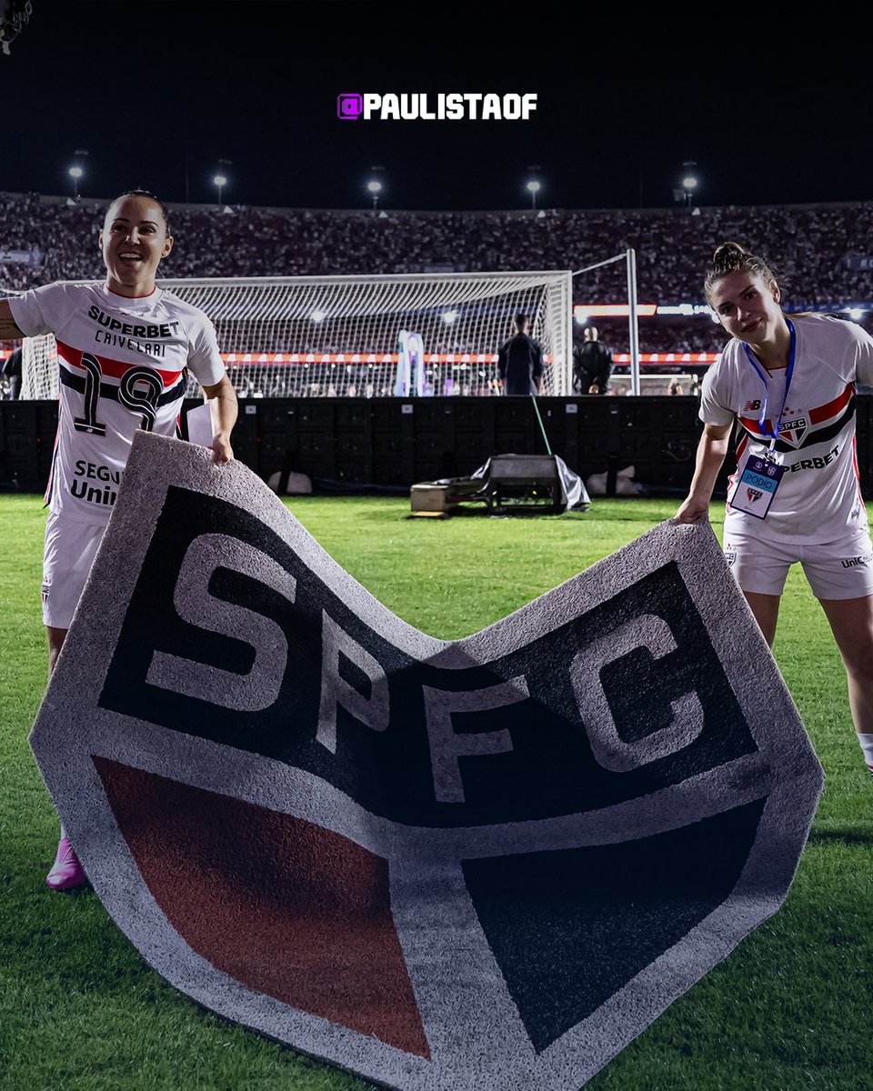 PaulistaoFem's tweet photo. CLUBE BEM AMADO! 🏆🇾🇪 
#PaulistasEmCampo 
📷Jhony Inácio/Ag. Paulistão https://t.co/ss0Mn9KRZl