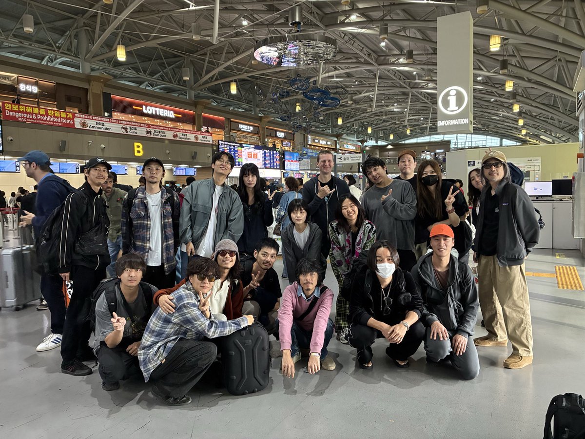 suchmoz's tweet photo. Suchmos' Team Korea!!
Let's meet again✌️ https://t.co/SLx5ZnRUKj