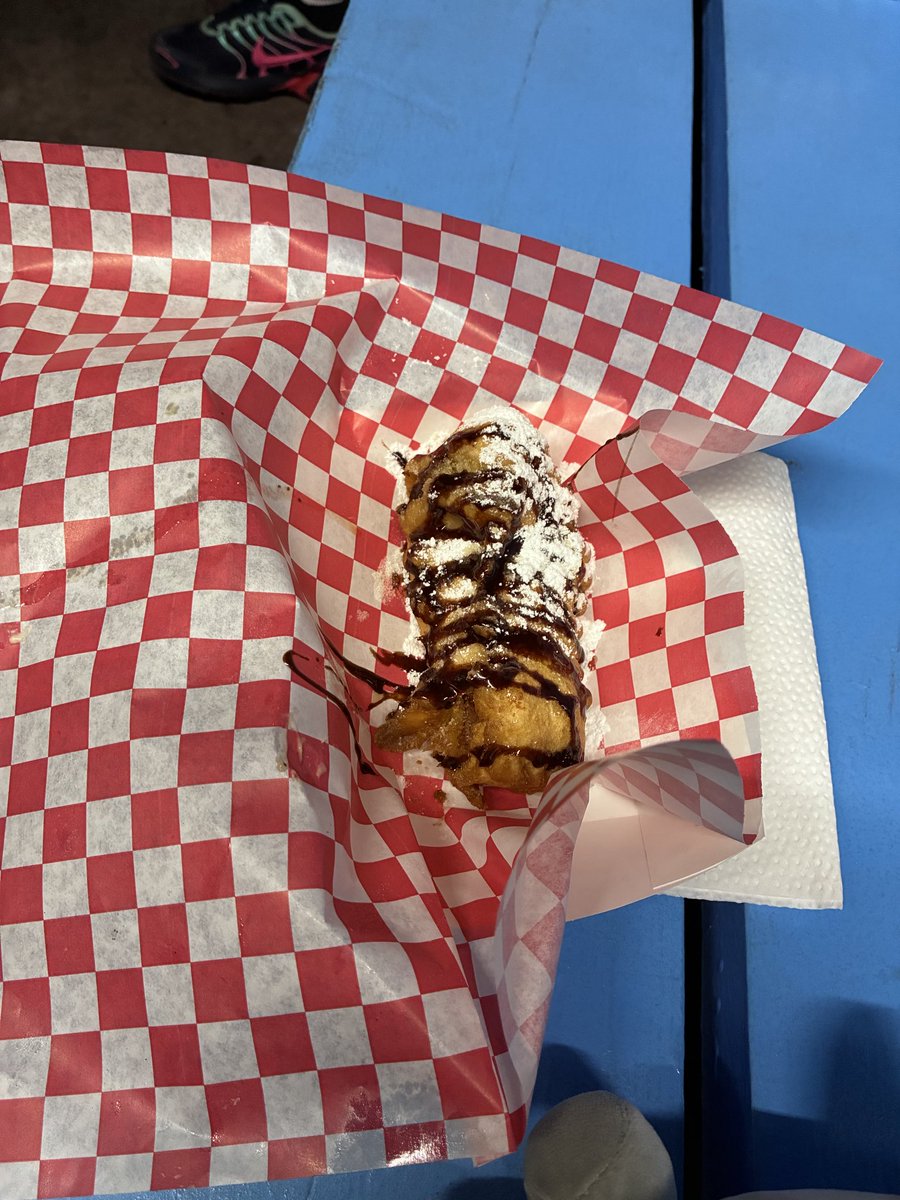 Johnny_Ringoo's tweet photo. Went to the fair :) https://t.co/RhXca7joXY