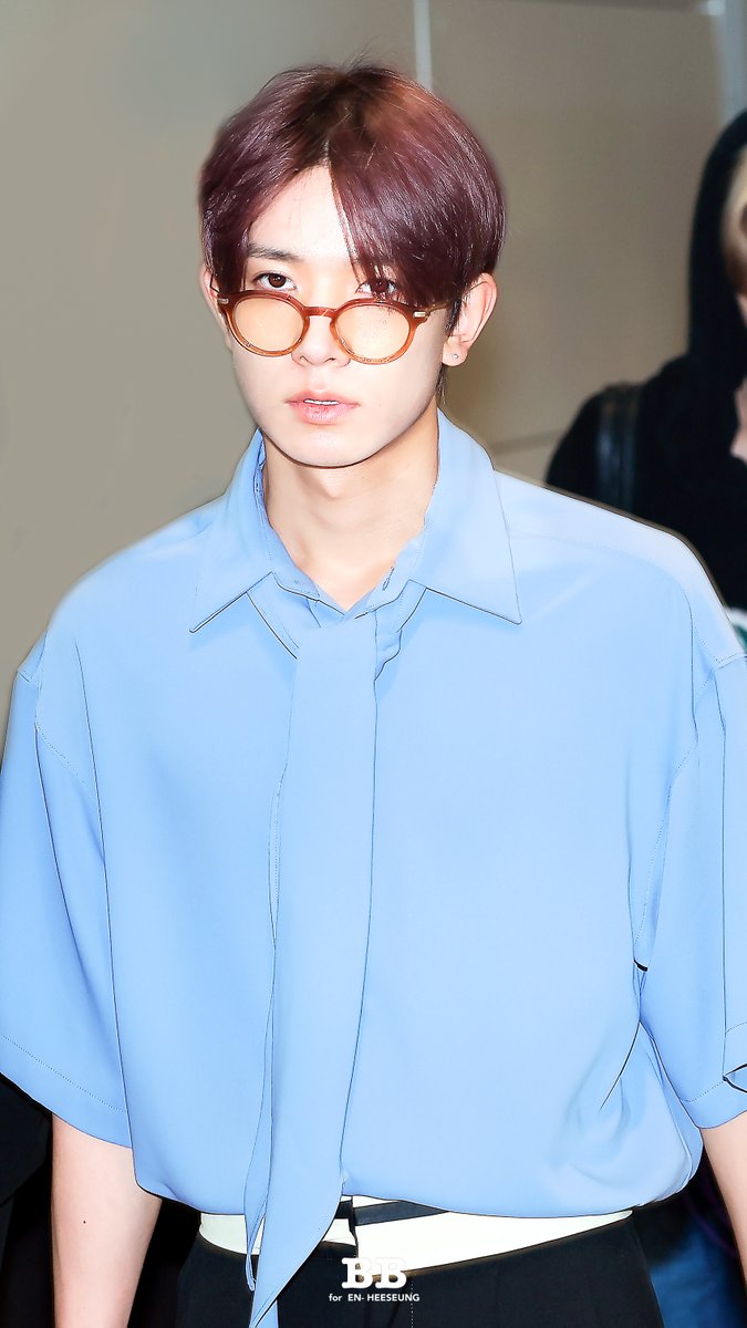 yearlyevan's tweet photo. heeseung at the airport 3 years ago today(4th October 2023) https://t.co/plvHG1s6nJ