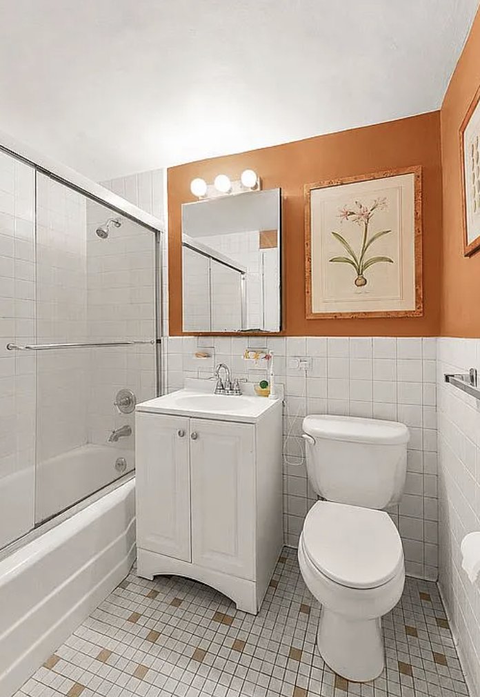UESHomesGuide's tweet photo. Pin-drop quiet on the 10th floor in the heart of Lenox Hill. 🏙️

📍 205 E 63rd St 
✨ Spacious alcove studio 
🔑 24/7 doorman building 
🚇 Subway right outside 
🐾 Pet-friendly

$230,000 https://t.co/vORnLbZdqo