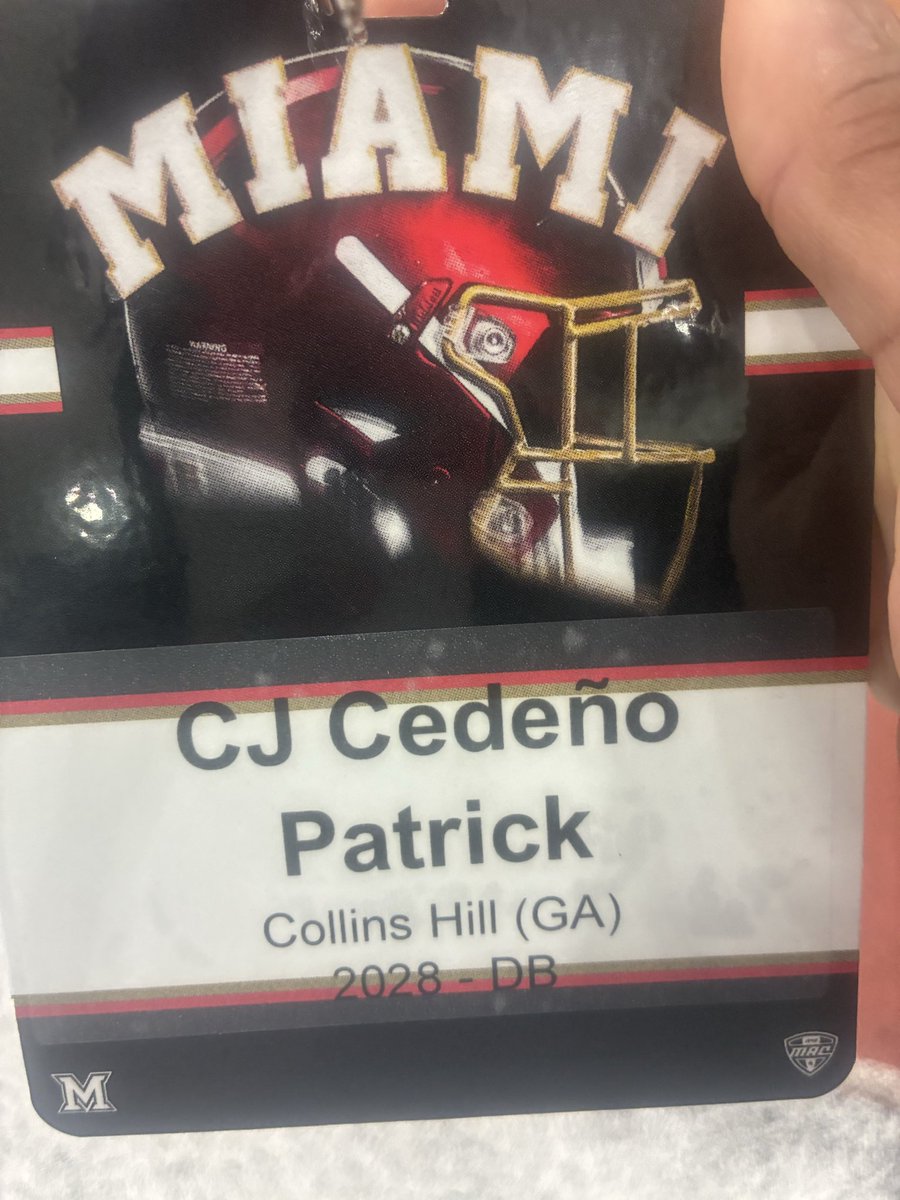 CJZilla0930's tweet photo. I want to thank @MiamiOHFootball and Coaches @LeoOtt123 @CoadyKeller1 @CoachZaneRies  For the Game Day Visit Invite I had a great time visiting Campus and meeting the staff https://t.co/q7Ecm9M3vp
