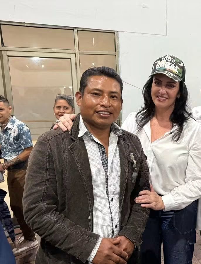 Vitonas_yatacue's tweet photo. Toda mi gratitud a la Doctora @MariaFdaCabal, hecido un indígena 100%Cabal  también seré un Republicano  más por 🇨🇴. https://t.co/HXSKtQUdNV