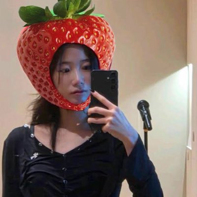 foreunhaz's tweet photo. #gettingfruity #fruits #fruity #NewProfilePic https://t.co/olDymXFSEP