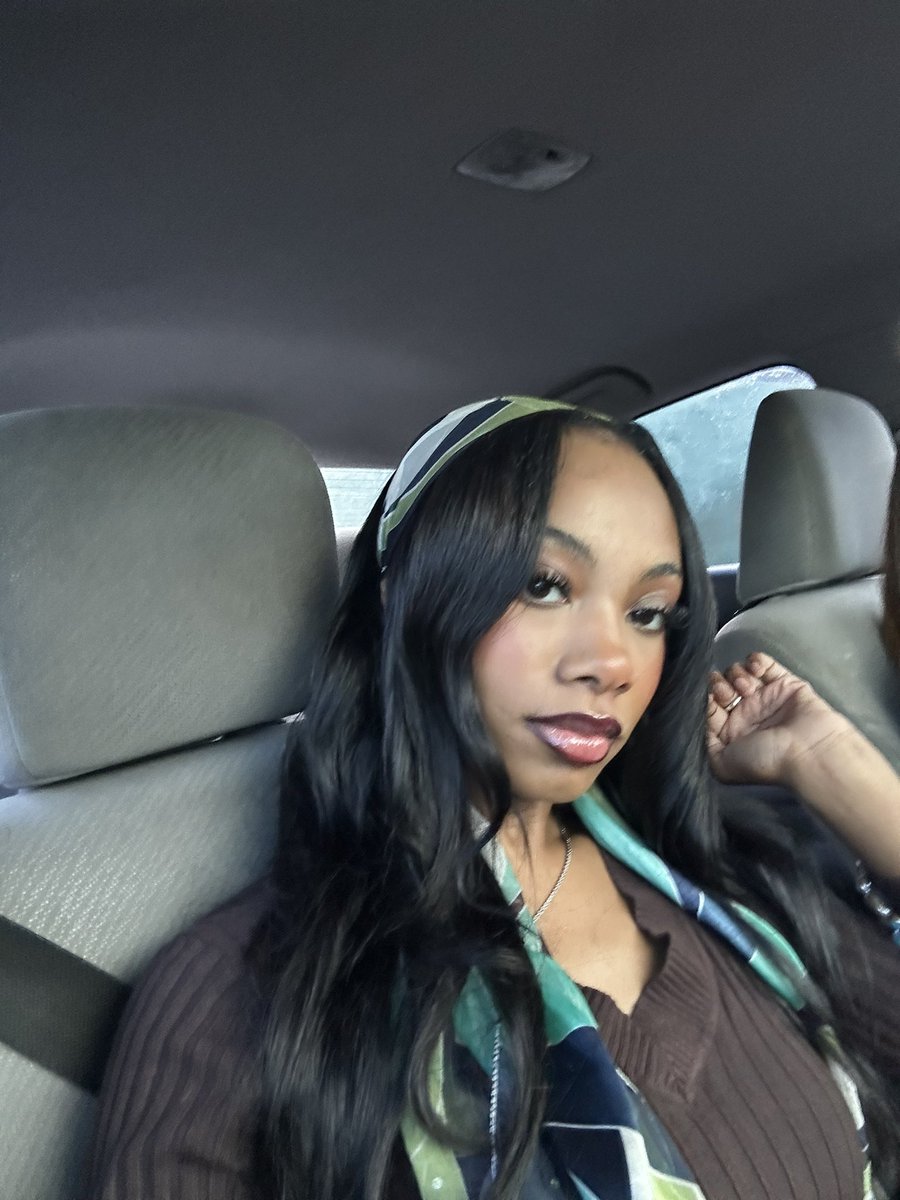 imherfrlll's tweet photo. #tuscanmom vibes https://t.co/8IjkT1La7y