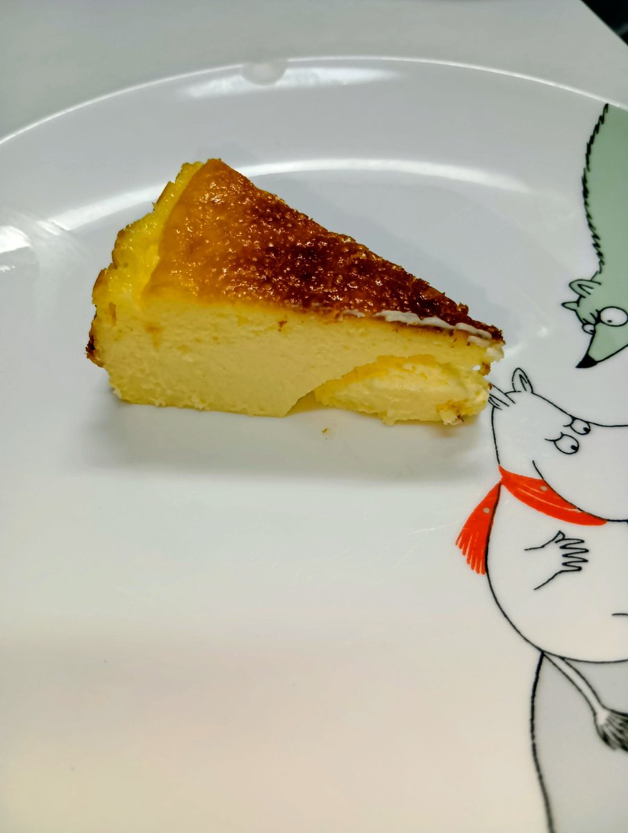 hiromasanoason2's tweet photo. ✔バスクチーズケーキ

これ美味しいわ!
そんなにむつかしくなかったし、リピします https://t.co/two1NcOoUR
