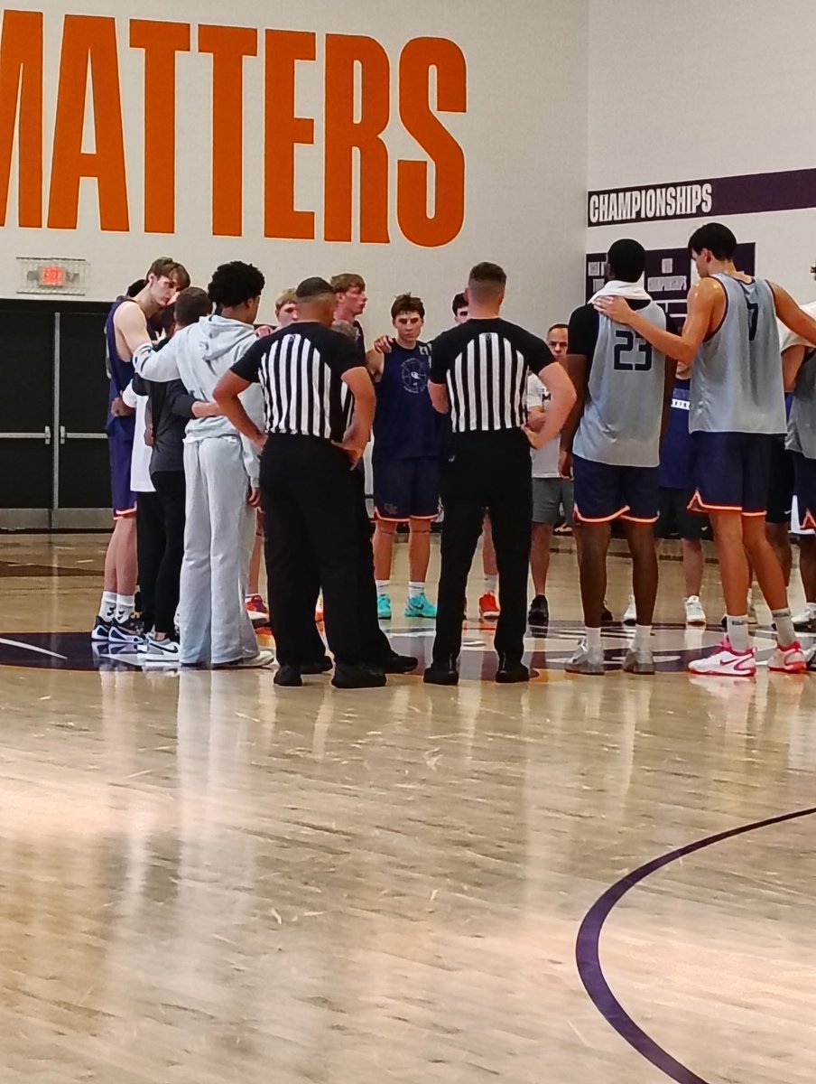 BaronClay12's tweet photo. Thank you @coachp_funk and evansville staff for having me up for practice
#unofficialvisit https://t.co/0JC4FX8QOv