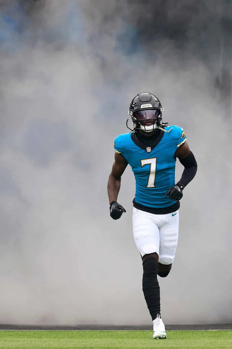 HermLewisJr's tweet photo. One of these two..Figure the rest out later

Our QB should not be on a contract year throwing to a reigning OROY who’s been quiet to start year 2 and the rest of his pass catchers being undrafted guys with minimal production outside of Moore.

Not to mention our lack of explosiveness in the run game..

This offense literally has no dynamic players now