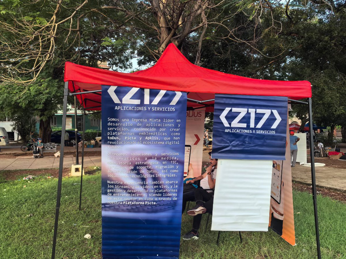 MayraArevich's tweet photo. El sistema @MincomCuba sigue llevando la transformación digital a la comunidad: hoy @Empresa_Z17 en Feria del Parque Lennon del Vedado ofreció excelente oportunidad para hacerse usuarios de PICTA, TODUS y APKLIST y habilitar otros servicios digitales📲🖥️.
#ConectadosALoNuestro🇨🇺 https://t.co/Xc0hpF7SQX