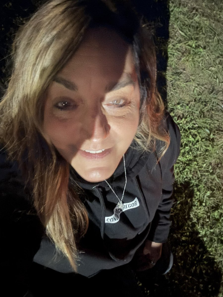 MysticPaPatriot's tweet photo. But I love FALL most of all!!!! #hoodieweather #reppinmyman #hellllooofall #myhappyplace https://t.co/kgkogOOkoS