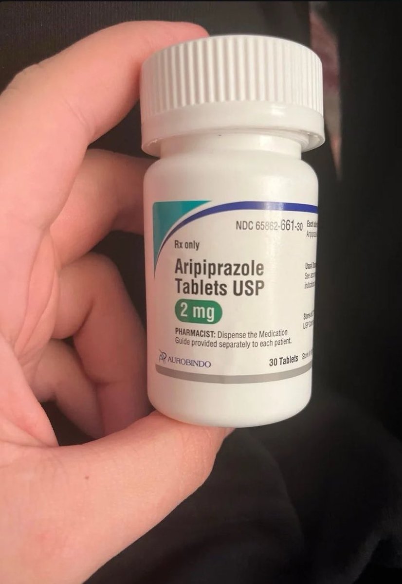 Rocky_GC's tweet photo. Drinking alcohol on anti-depressants 

#coketwt
#oxytwt
#stonertwt
 #xantwt 
  #kettwt
 #drugstwt https://t.co/KYn6dUGWaW