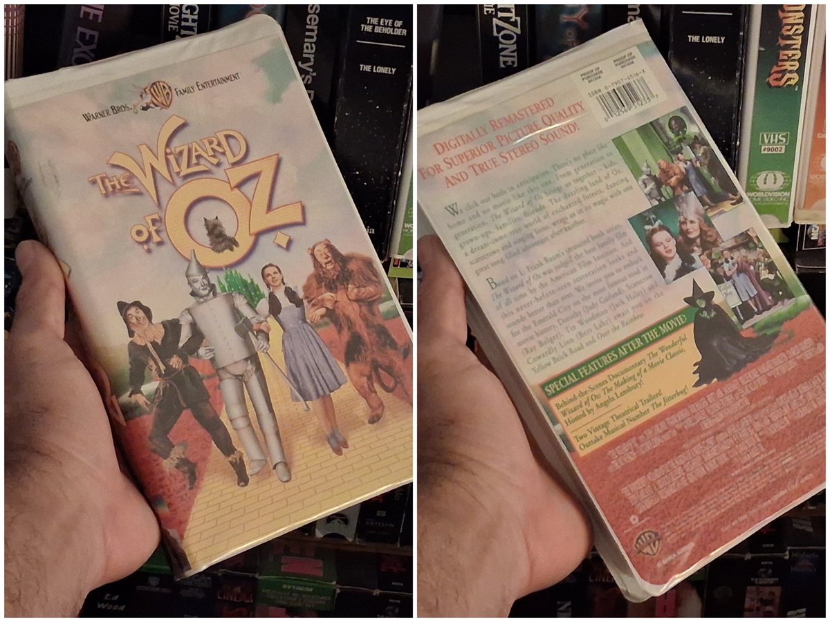 ChrisCartagena8's tweet photo. This is my VHS clamshell copy of The Wizard Of Oz (1939) For the ๐ค of VHS! #Svengoolie #TheWizardOfOz #Halloween #Boonanza #VHS https://t.co/7DqhxeaE2O