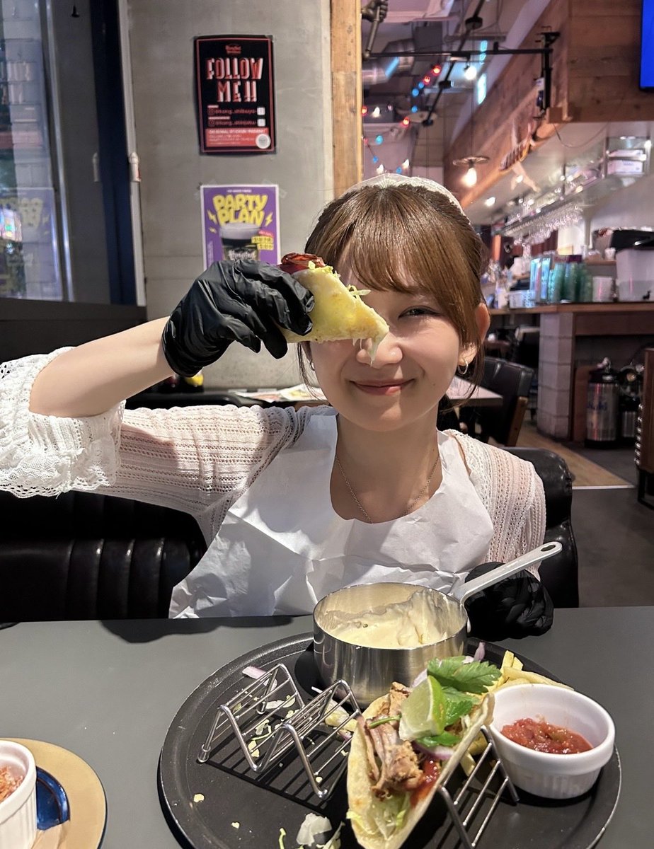 Mirayuzuki's tweet photo. 10月もよろしくお願いします🌮
今月も美味しいもの沢山食べたい！ https://t.co/mer2TZH62e