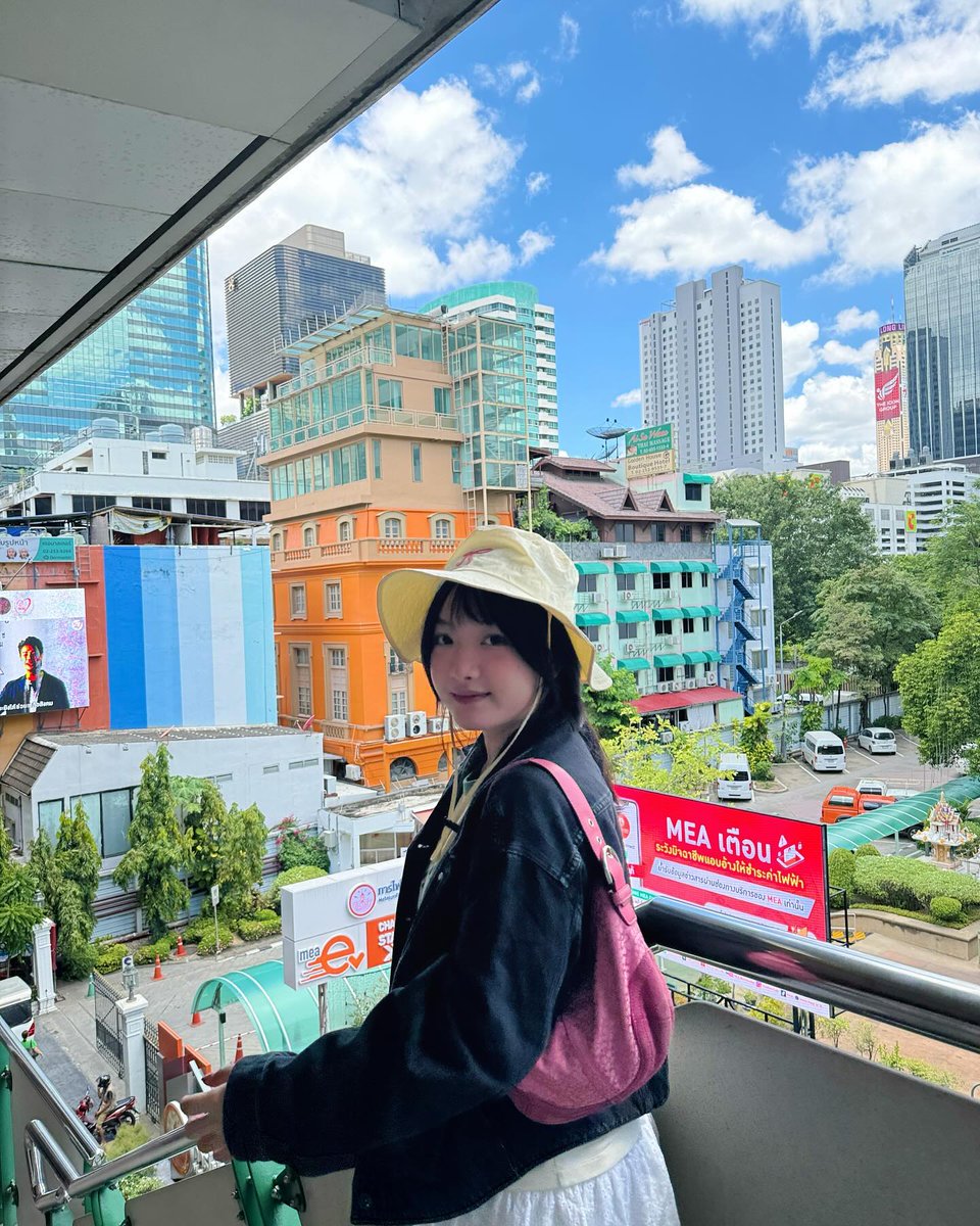 mattschocolate's tweet photo. もし魔法が使えるなら、今すぐ君のそばに飛んでいきたいな。結構大事なことだと思うんだ。 ☕🌙
lteoI https://t.co/r07TrAyAbZ