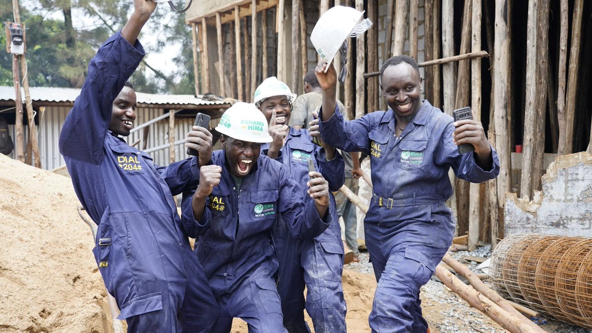 PulseTrendsUg's tweet photo. You’re already building. Why not get rewarded while you do it? Choose Hima Multipurpose Cement, dial *204#, enter the code inside your bag and collect points. Submit 10 or more codes to qualify for monthly cash rewards. Build. Reward yourself #FunamuNeHima #HimaCement @HimaCement https://t.co/oEteSzrSwW