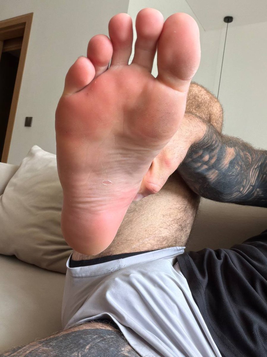 MuscleLovr77566's tweet photo. Are you a Dan of ridiculously hot muscular men and their feet?

Subscribe Below!

https://t.co/qiiDxEZ6uK

50% OFF FOR NEW SUBS
200+ POSTS AVAILABLE AS SOON AS YOU SUB!! https://t.co/i9d2ZvdPpb