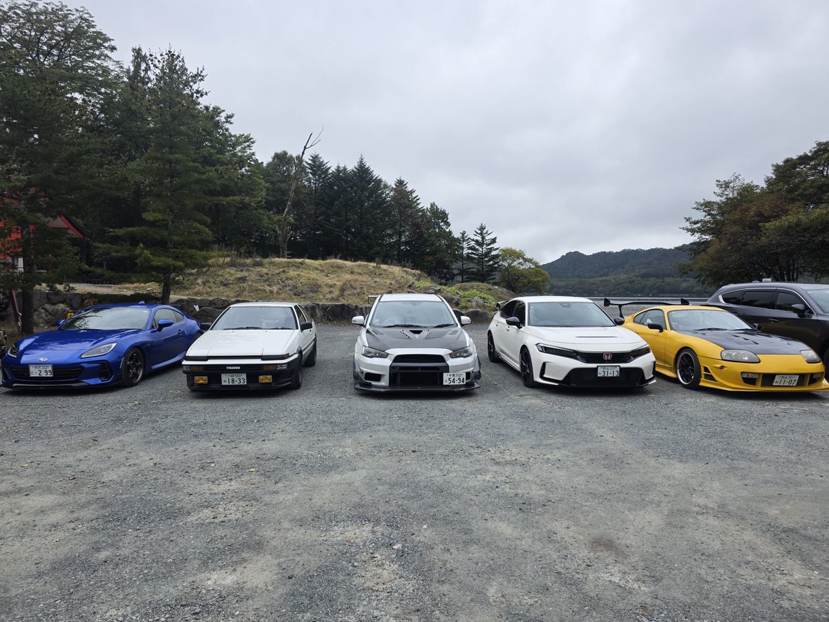 b9fd89afa13d468's tweet photo. 先発隊の一部参上
#赤城山
#ジャパン峠プロジェクト
#時の音 https://t.co/wHkhWj2R9J