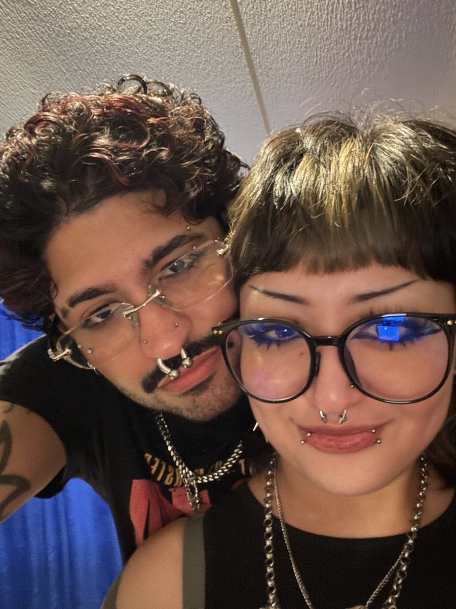 pridesprison's tweet photo. loathe + fleshwater tn with my love 😛🖤 https://t.co/fEbLHiXcjF