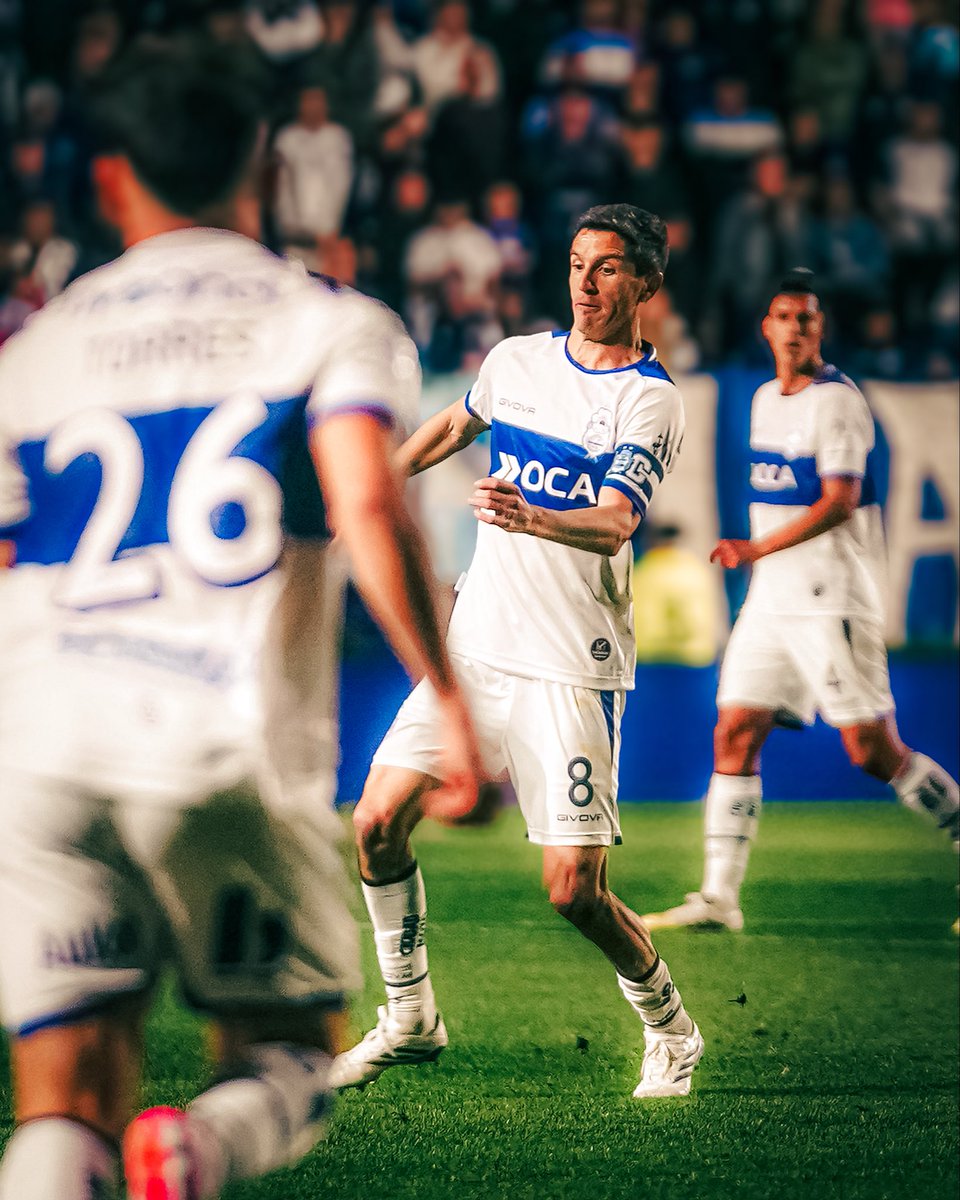 nachof_26's tweet photo. 💪 Muy buen esfuerzo de todos, @gimnasiaoficial. Conseguimos un punto en una cancha difícil contra un gran rival, a seguir trabajando..Feliz por llegar a los 16 años de mi debut profesional y por hacerlo vistiendo esa misma camiseta..vamos lobo!!! https://t.co/PLDBcKK9IZ