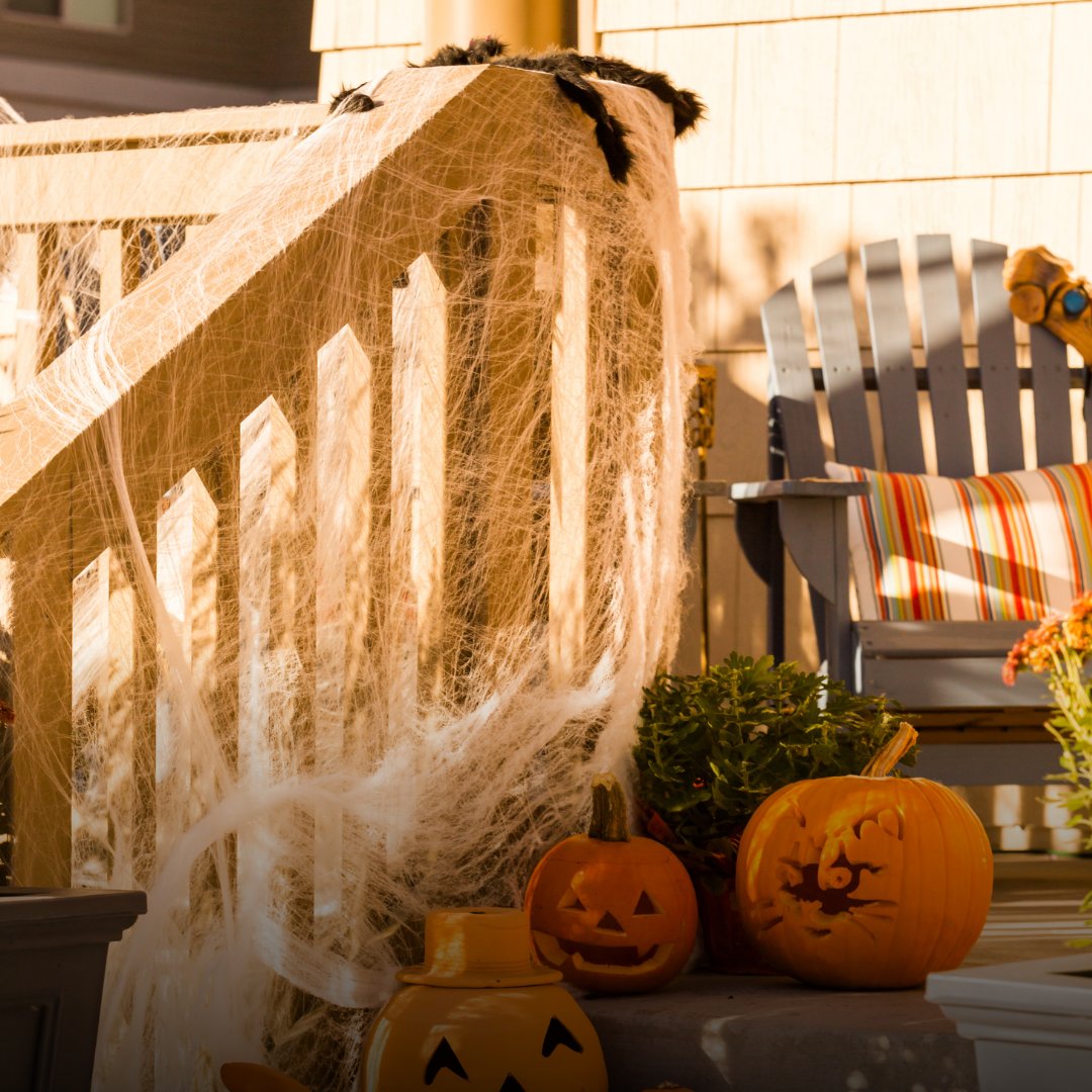 KickapooHarrah's tweet photo. How are YOUR decorations coming along? 🎃 Comment below! ⬇️💬
😱 Not started...
😎 Working on it!
😈 All done!
💀Not doing any this year. https://t.co/ui4JNWTPle