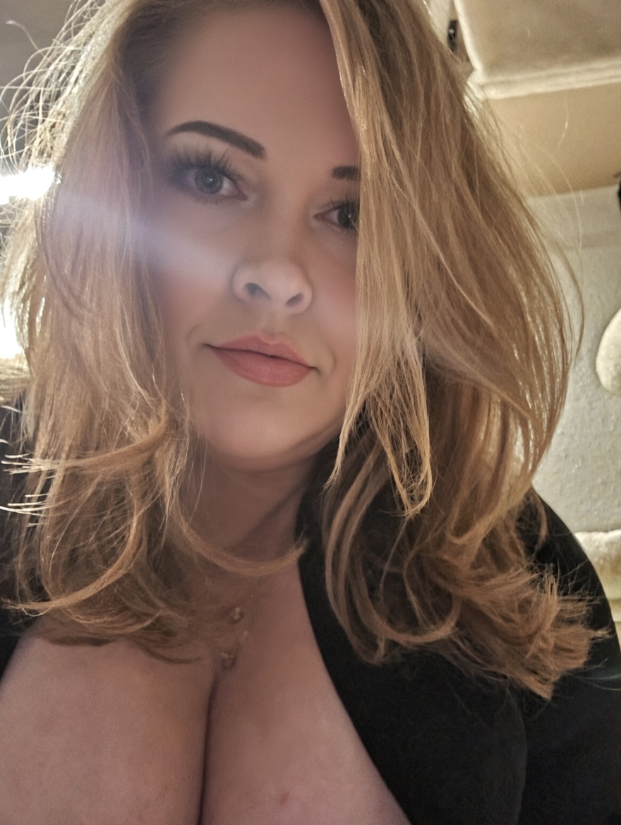 LGYouOweMe's tweet photo. was gefällt dir am meisten? 🥵😘

#whalesub #whale #findomwhale #highroller #bigspender #whalesubmissive #findom #paypig #findom #financialdomination #paypig #cashslave #moneyfetish #findomme #finsub #tributes #goddess #walletdrain https://t.co/6WN8vVuRid