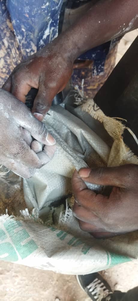 PulseTrendsUg's tweet photo. Your project is getting bigger, so should your rewards. With every Hima Multipurpose Cement bag, dial *204#, enter the code and collect points. Submit 10 or more codes to qualify for monthly cash rewards. Keep building, collecting &amp; winning. #FunamuNeHima #HimaCement @HimaCement https://t.co/u8cZVXvXdd