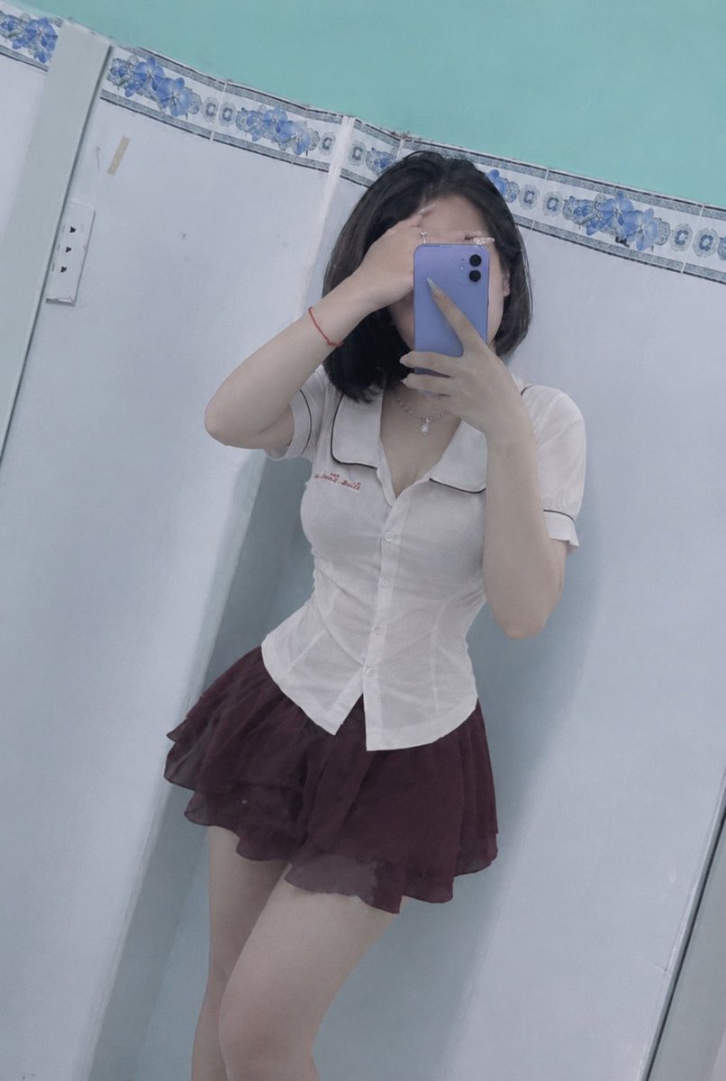 Lydam999's tweet photo. Tụi cháu có some á.có chú nào chịu some k ấy. https://t.co/Aw0DHOUOeh