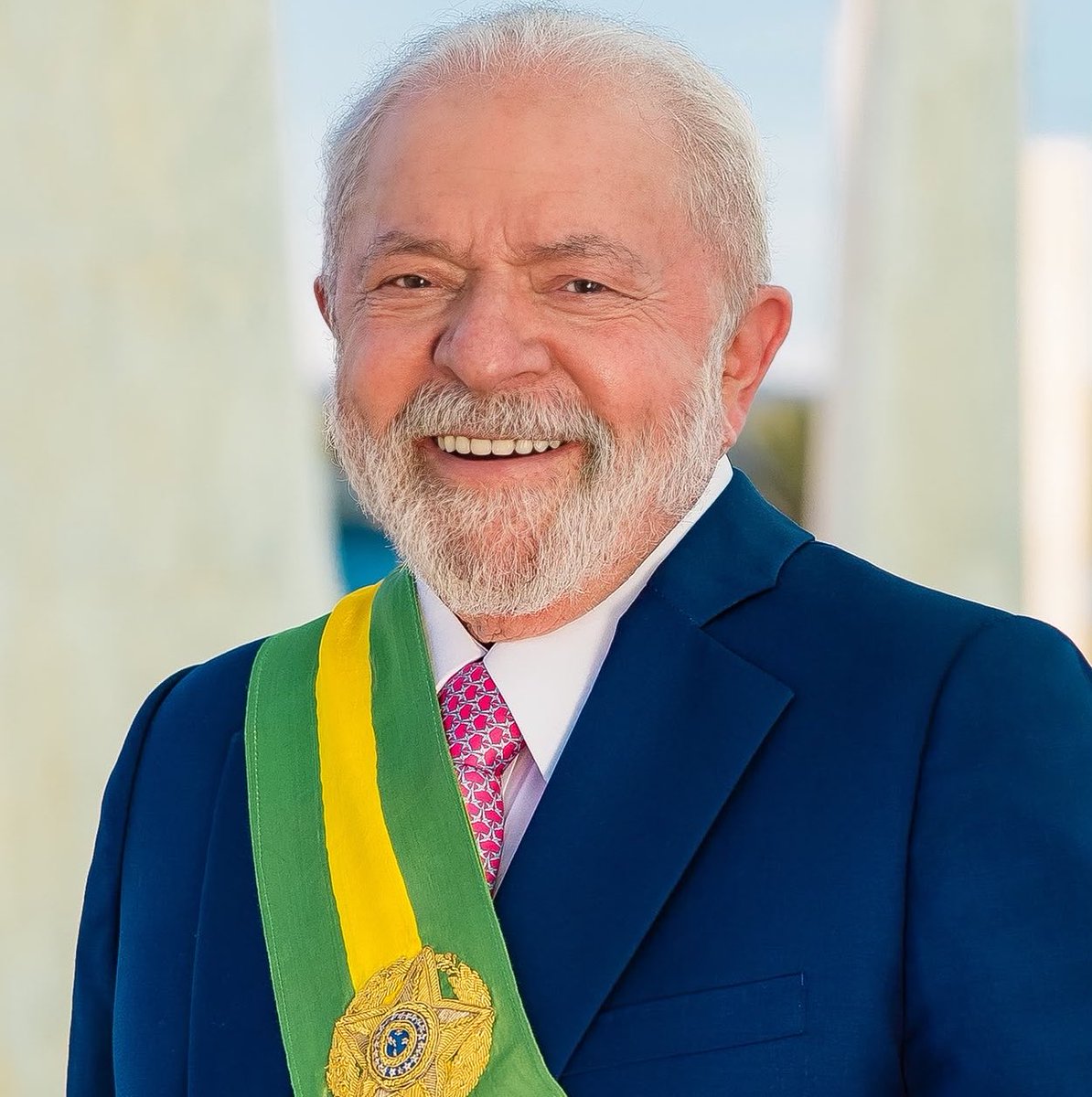 updatecharts's tweet photo. Geco revela que votará no Lula. https://t.co/v6jlCd3Lza