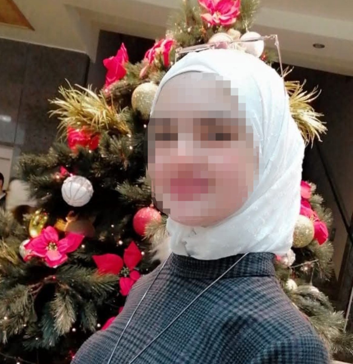 nala_syr's tweet photo. شهد فتاة إدلبية تعرضت للعنف من والدها وعائلته وزوجت قسرا وهي قاصر وتعرضت للتعنيف من زوجها أيضا
طلقها زوجها ثم فارقت شهد الحياة عن عمر ناهز 18 عاما في 3/9/2026
القضية أغلقت باعتبارها انتحارا رغم وفاتها بطلق ناري في البطن
طالبت والدتها الأمن بفتح تحقيق عادل وشفاف لكن طلبها لم يستجب https://t.co/4Zp534nJ8P