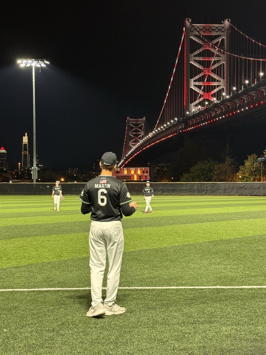 SMartinBaseball's tweet photo. Huskies vs Wow Factor about to get under way…. https://t.co/iFc05bI0B3