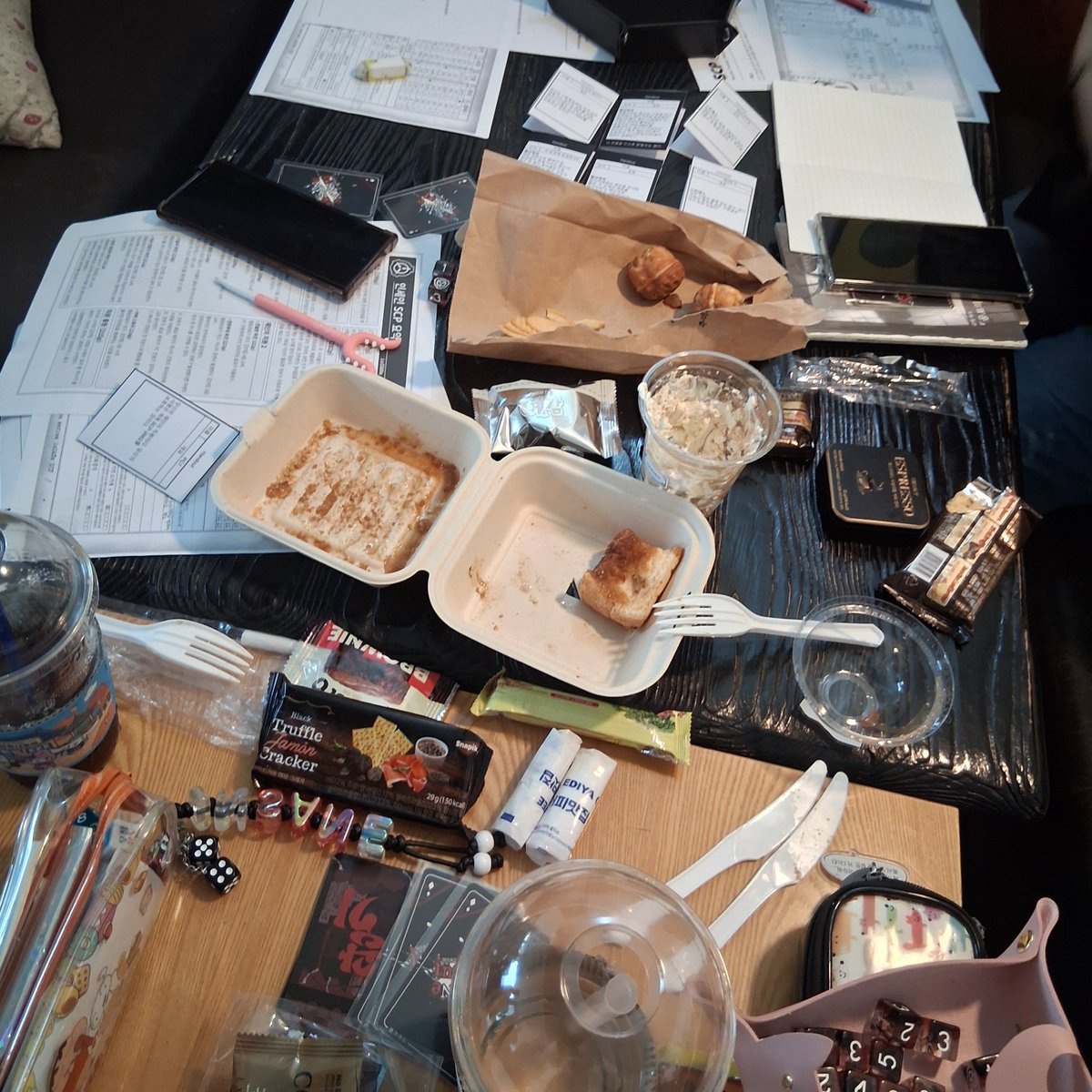 Cho_coville's tweet photo. #SCP_103_BU #인세시피교류회 #부산제1기지 
인세시피 플레이데이의 연구소장이었던 향초/땡초 입니다ㅇ//ㅇ 바로 출근준비하느라 인사가 늦었지만....
와주신 분들 정말정말정말 감사드립니다!!! 모두 즐거운 시간 되셨길...♥︎ https://t.co/QJlDX3qgfA
