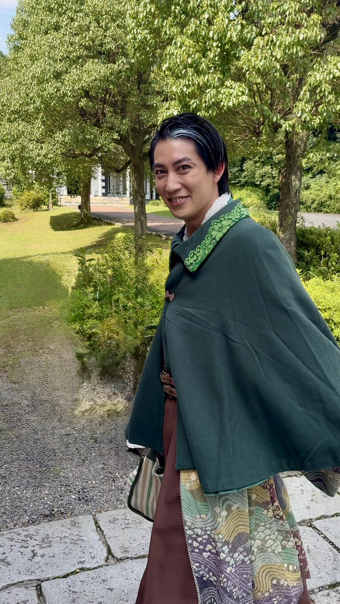 acha1207's tweet photo. 今日が終わったらまた会えなくなっちゃう、、寂しい、、😭
諭吉先生がいる村は一段と楽しいですね🥲
今日も会いに行ってきます🥲💚
楽しそうな姿目に焼き付けます！！！！
#諭吉先生目に優しい https://t.co/d47FgiwjhY