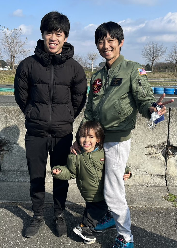 sattycampazzo's tweet photo. @araihelmetjapan 藍くん今日も全力応援です🔥🇯🇵
埼玉、日本の誇り‼️ https://t.co/ybc8JEesZV